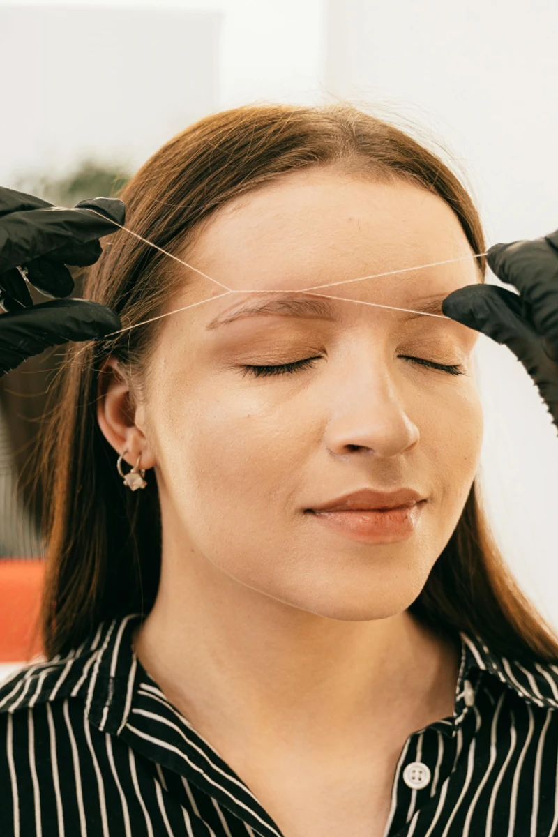 depilación con hilo