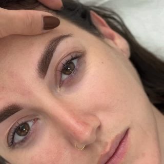 Tus cejas pueden cambiar tu rostro, pero sobre todo, cómo te sientes contigo misma ✨
No te pierdas aprender con una Masterclass quedaremos en noviembre. Pídeme infoS
#desiréecuriale #ubrique #olvera #aprendeconmigo #cadiz #bornos #utrera #villamartin #microblading